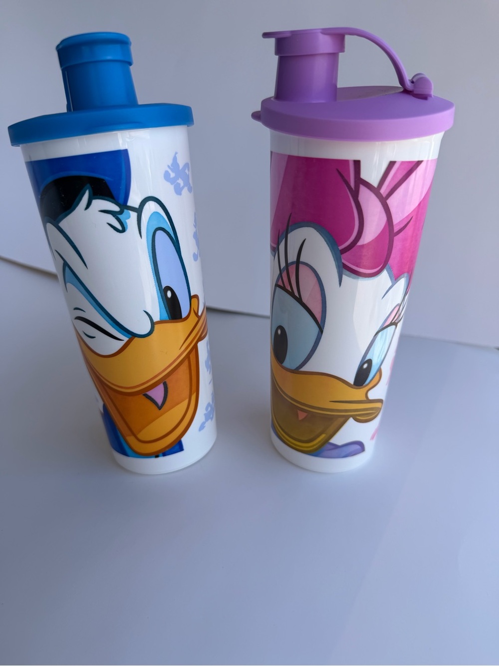 NEW Tupperware Disney Dynamic Duo Tumbler Set of 2 - Donald & Daisy Duck - 160z